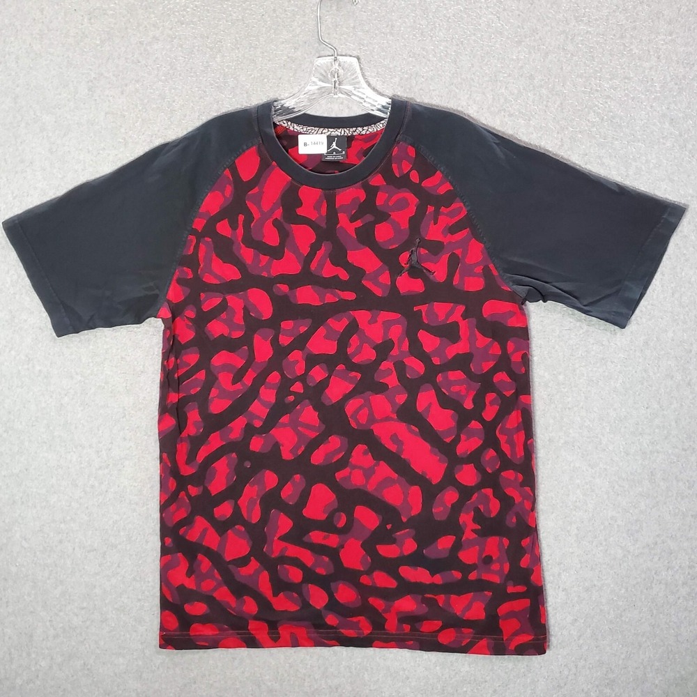 Air Jordan Men Shirt Large Red Camo Y2K Jumpman Logo Short Sleeve Tee